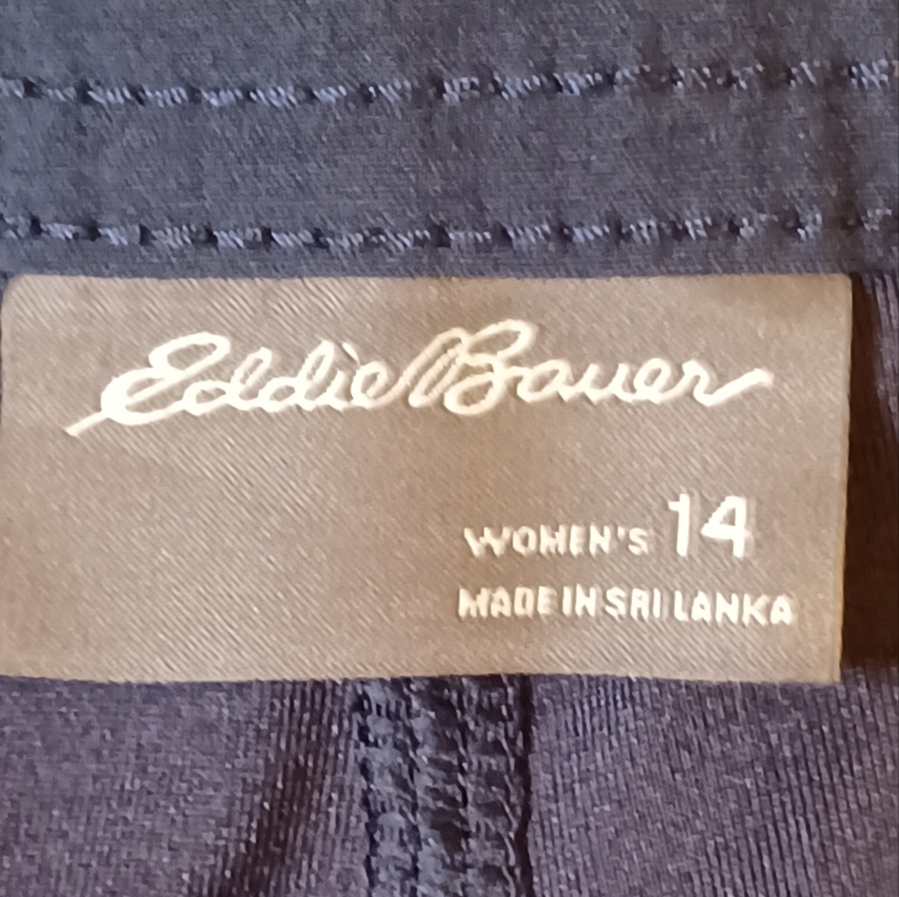 Eddie Bauer Women's Navy Blue Skort. Size 14 - Picture 10 of 12